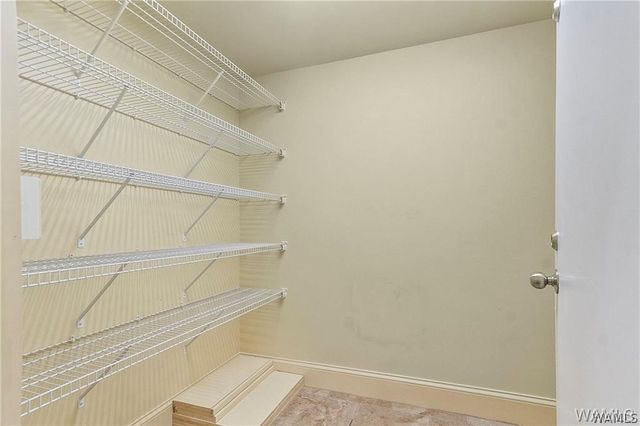 2710 Beacon Hill, Tuscaloosa, AL 35406