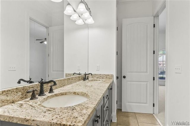 2710 Beacon Hill, Tuscaloosa, AL 35406