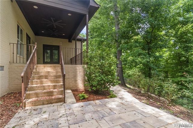 2710 Beacon Hill, Tuscaloosa, AL 35406