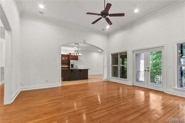 2710 Beacon Hill, Tuscaloosa, AL 35406