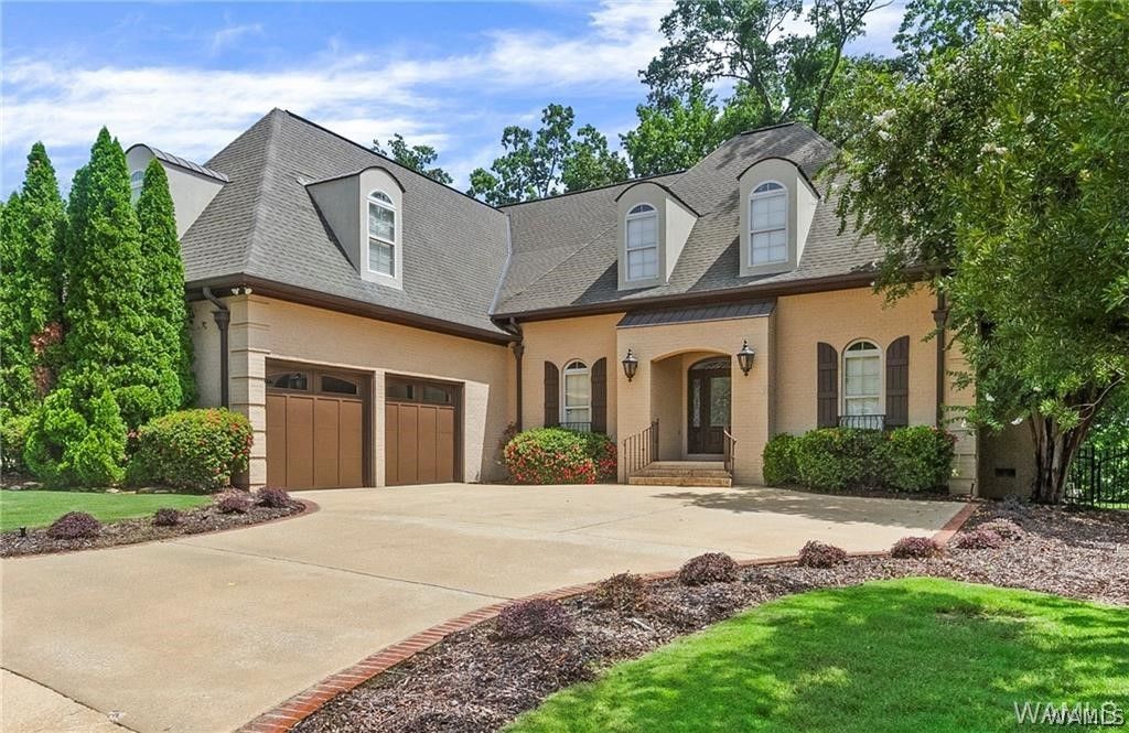 2710 Beacon Hill, Tuscaloosa, AL 35406