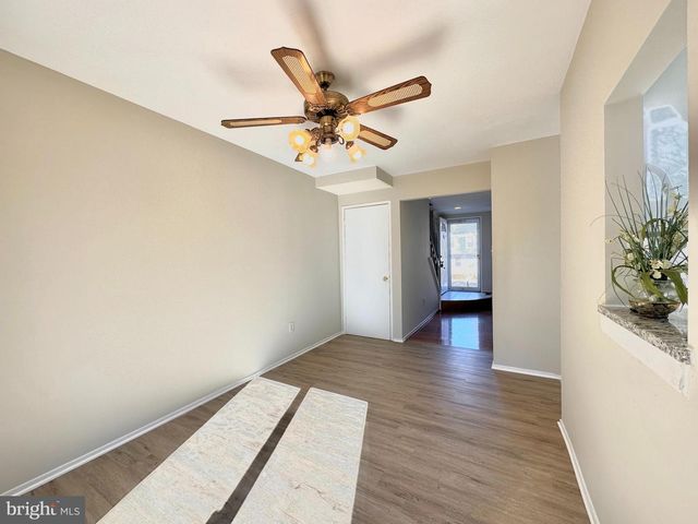 402 CAROUSEL CT, Gaithersburg, MD 20877
