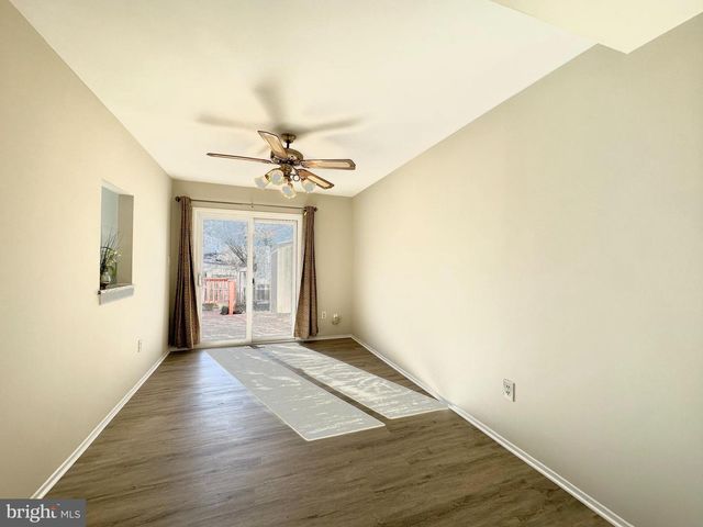 402 CAROUSEL CT, Gaithersburg, MD 20877