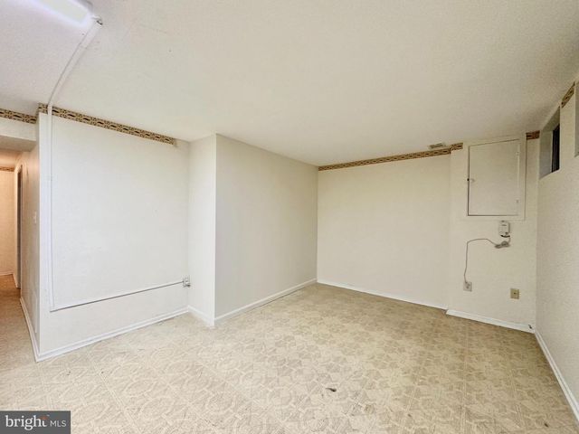402 CAROUSEL CT, Gaithersburg, MD 20877