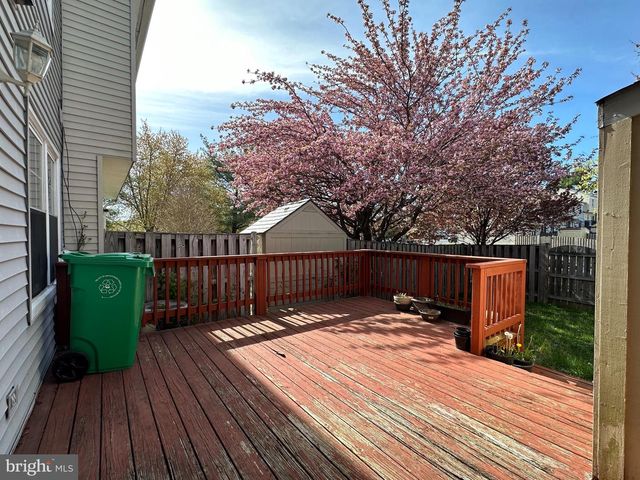 402 CAROUSEL CT, Gaithersburg, MD 20877