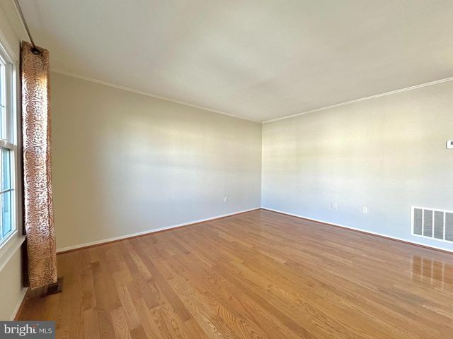 402 CAROUSEL CT, Gaithersburg, MD 20877