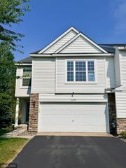 15392 Farnham Avenue N, Hugo, MN 55038