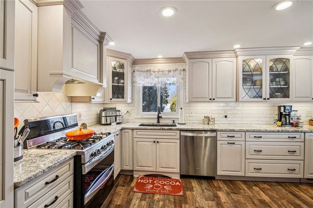 1658 Schlegel Road, Webster, NY 14580