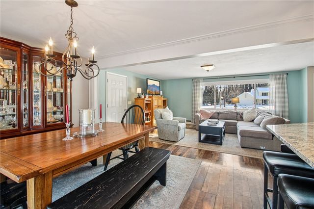 1658 Schlegel Road, Webster, NY 14580