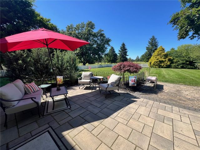 1658 Schlegel Road, Webster, NY 14580