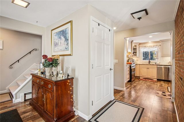 1658 Schlegel Road, Webster, NY 14580