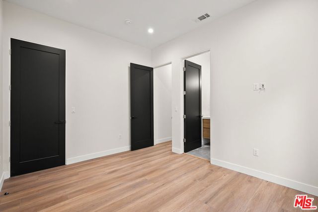 1733 S Barrington Avenue 1, Los Angeles, CA 90025