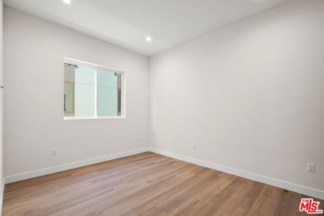 1733 S Barrington Avenue 1, Los Angeles, CA 90025