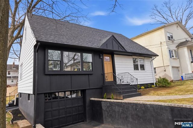 116 Washington Place, Teaneck, NJ 07666