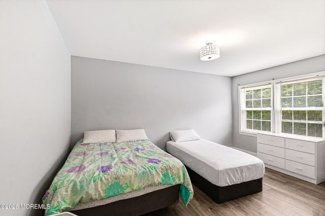 1641 Cedar Stream Court, Toms River, NJ 08755
