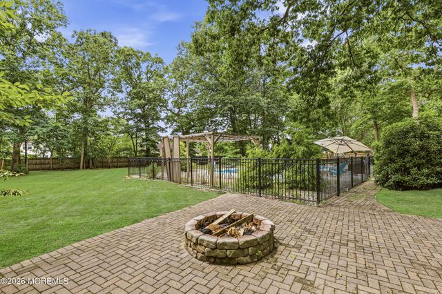 1641 Cedar Stream Court, Toms River, NJ 08755