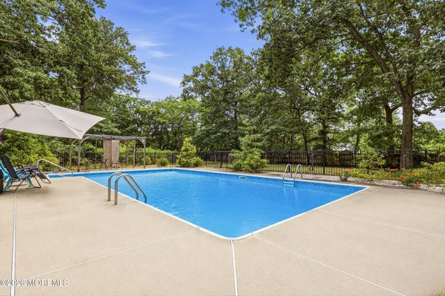 1641 Cedar Stream Court, Toms River, NJ 08755