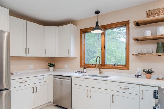 172 West Street, Goshen, MA 01096