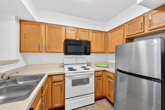 9817 Walnut Street 214, Dallas, TX 75243