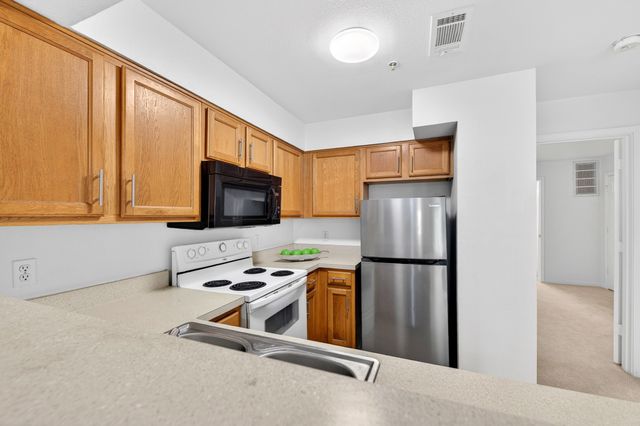 9817 Walnut Street 214, Dallas, TX 75243