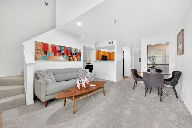 9817 Walnut Street 214, Dallas, TX 75243