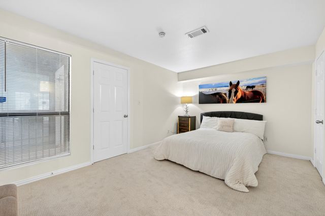 9817 Walnut Street 214, Dallas, TX 75243