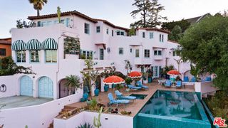 3700 Lowry Road, Los Angeles, CA 90027