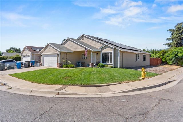 3003 Corinne Ct, Live Oak, CA 95953