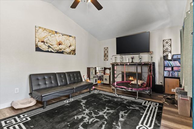 3003 Corinne Ct, Live Oak, CA 95953