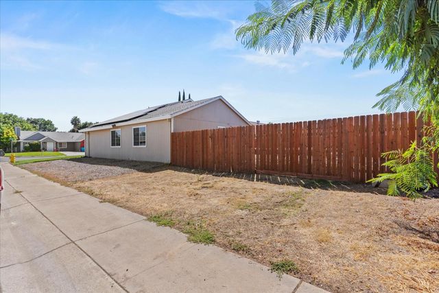 3003 Corinne Ct, Live Oak, CA 95953