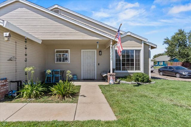 3003 Corinne Ct, Live Oak, CA 95953