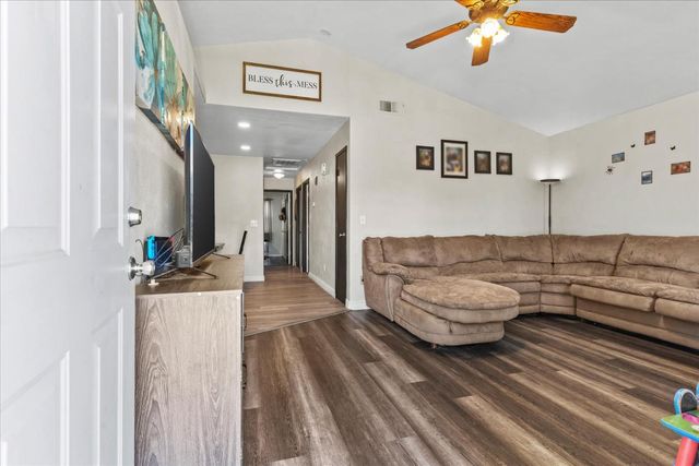 3003 Corinne Ct, Live Oak, CA 95953