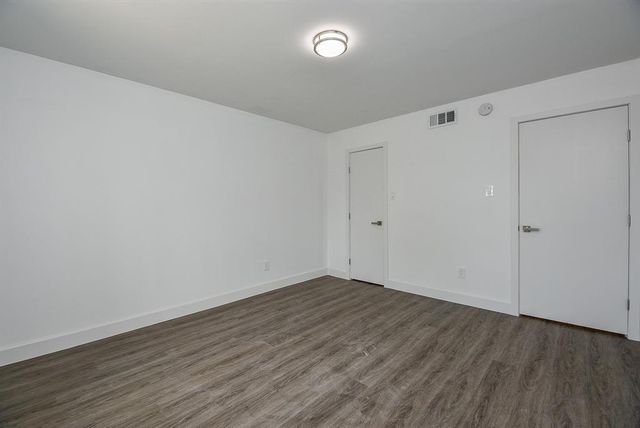 357 N Post Oak Lane 312, Houston, TX 77024