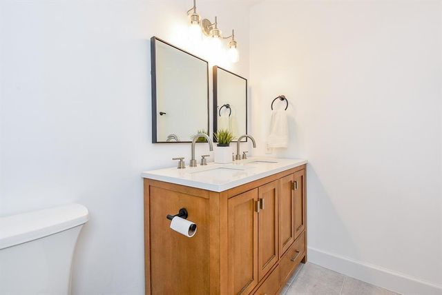 357 N Post Oak Lane 312, Houston, TX 77024