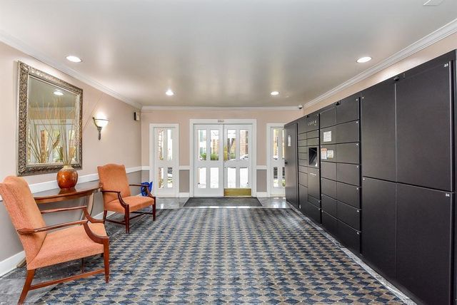357 N Post Oak Lane 312, Houston, TX 77024