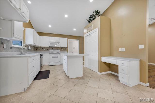 5046 Annette Drive, Imperial, MO 63052