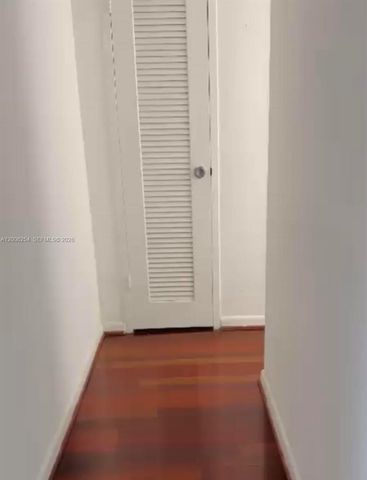 1000 West Ave 1105, Miami Beach, FL 33139