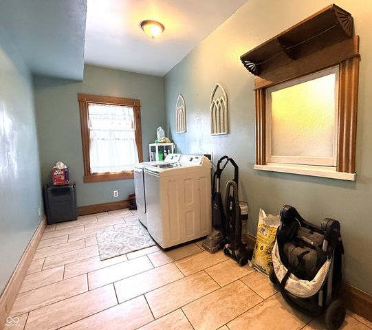 107 W College Street, Crawfordsville, IN 47933