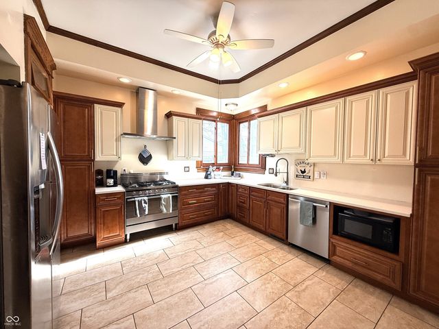 107 W College Street, Crawfordsville, IN 47933