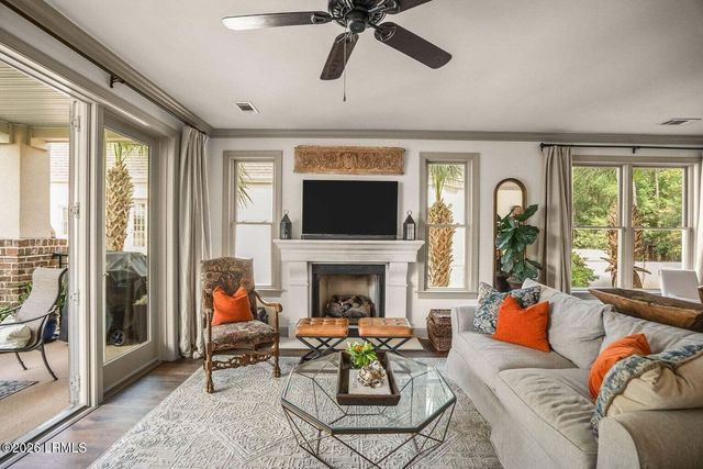 15 Sunset Blvd Apt 1201, Beaufort, SC 29907