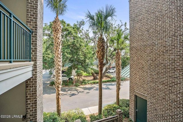 15 Sunset Blvd Apt 1201, Beaufort, SC 29907