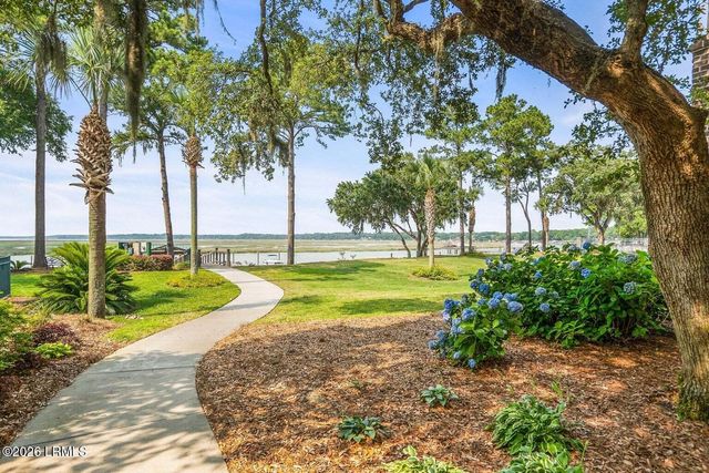 15 Sunset Blvd Apt 1201, Beaufort, SC 29907