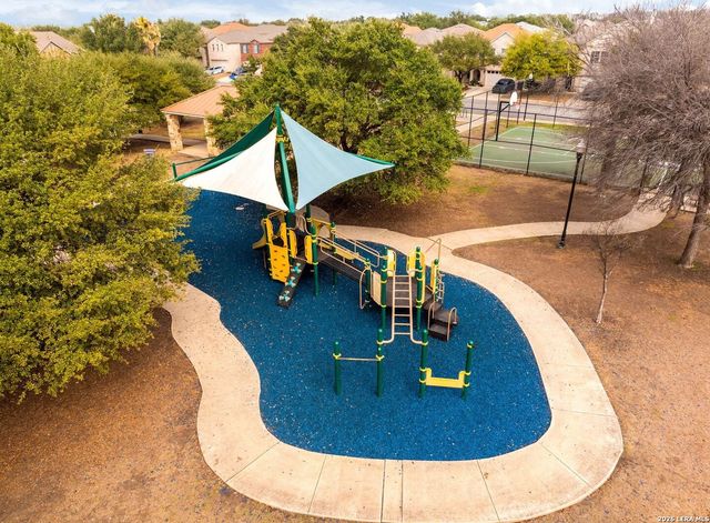 8210 Donley Pond, San Antonio, TX 78254