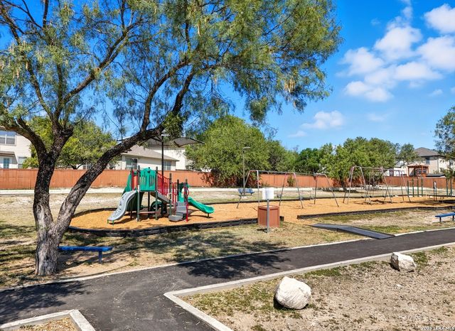 8210 Donley Pond, San Antonio, TX 78254