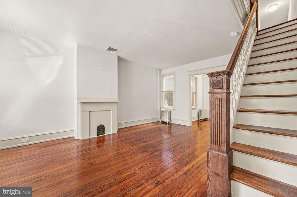 833 MORRIS ST, PHILADELPHIA, PA 19148 — photo 2