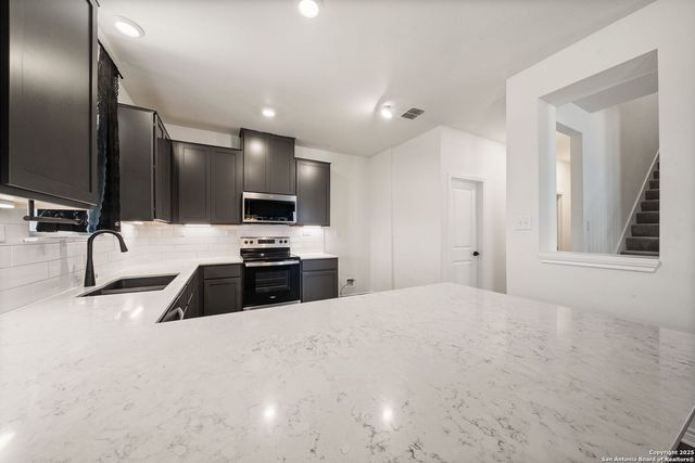 11726 Midnight Rain, San Antonio, TX 78245