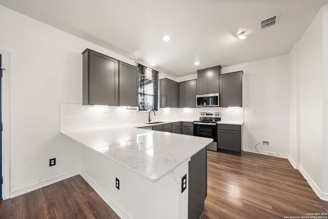 11726 Midnight Rain, San Antonio, TX 78245