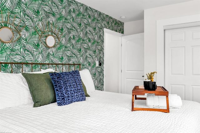 738 NE 17th Avenue, Fort Lauderdale, FL 33304