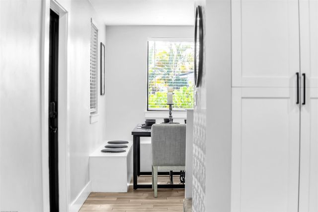 738 NE 17th Avenue, Fort Lauderdale, FL 33304