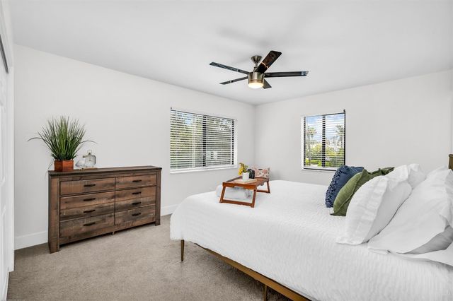 738 NE 17th Avenue, Fort Lauderdale, FL 33304